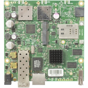 MikroTik | RB922UAGS-5HPACD | RB922UAGS 720MHz Atheros128MB RAM 1GETH 1SFP miniPCIe 802.11a/c | RouterBOARD