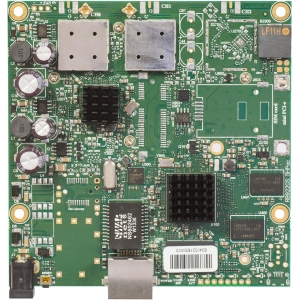 MikroTik | RB911G-5HPACD | RouterBOARD 911G 720MHz Atheros CPU128MB RAM 1GLAN 802.11a/c 2x2 | RouterBOARD