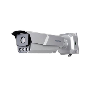 IDS-TCM403-AR/G/ | BULLET ANPR 4Mpx 8-32mm NEMA 4X 2 CORSIE 180 KM/H